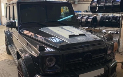Накладка на капот в стиле BRABUS w464